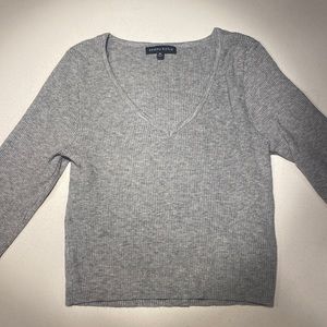 Kendall & Kylie Gray V Neck Sweater - Size Medium